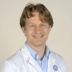 Dr. Tom Schlösser